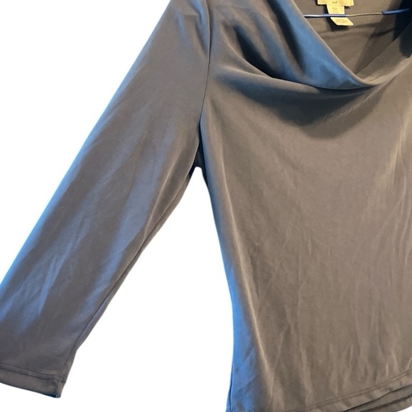 Kim & Cami 3/4 Sleeve Gray Cowl Neck Top - Size Small - Picture 2 of 4